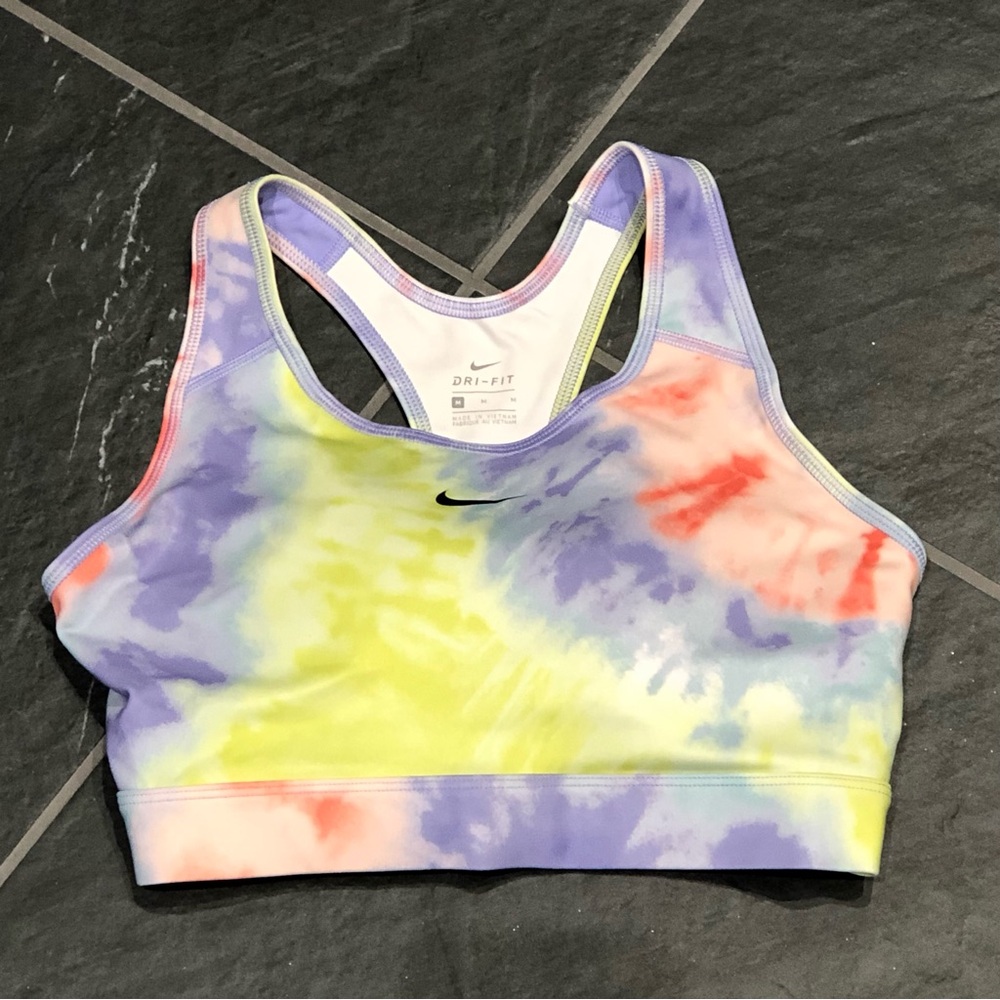 Athletic Support Bra/Top Size M Nike